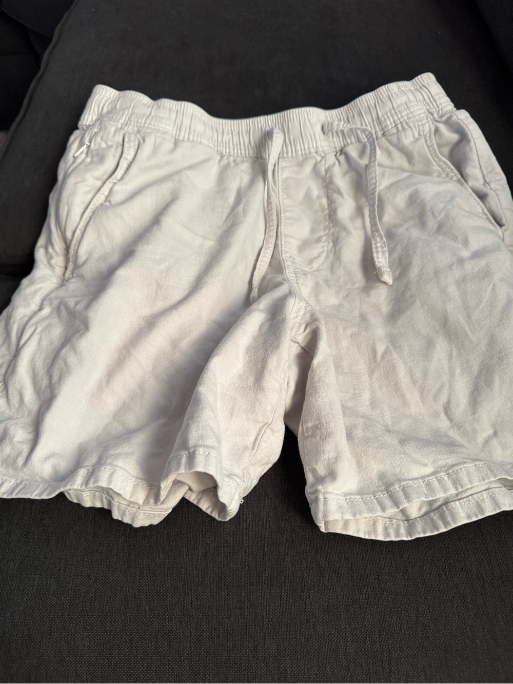 Hollister Men's White Drawstring Athletic Shorts
